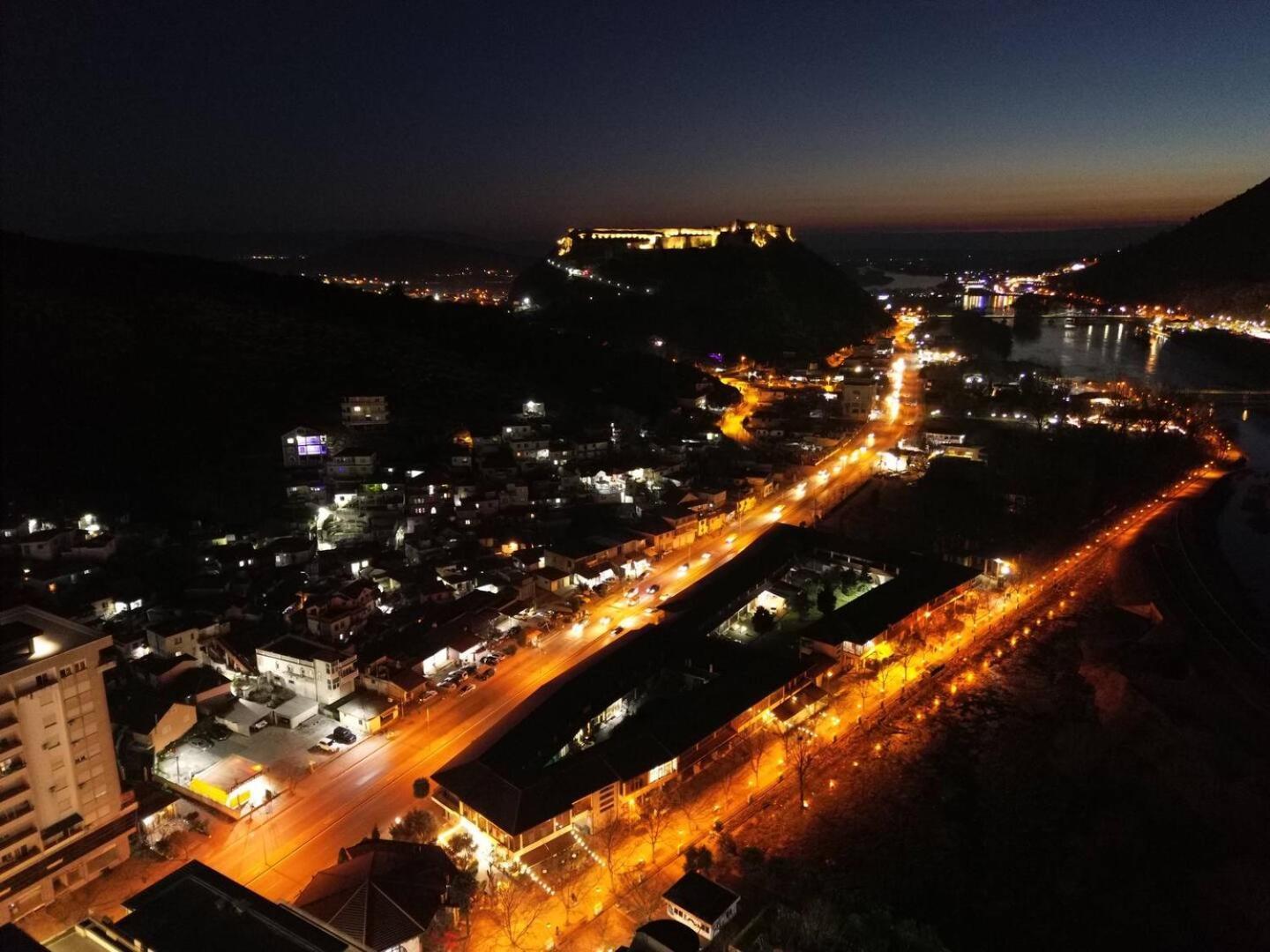 Sublime Bnb Appartement Shkodër Buitenkant foto